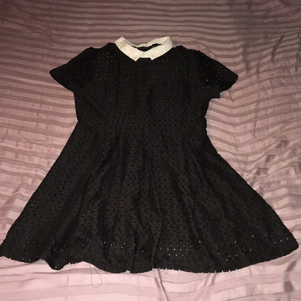 Dress - Picture 1 of 2